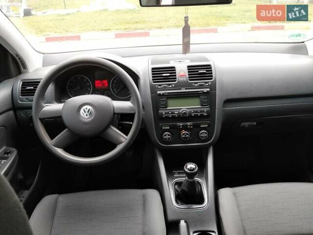 Синий Фольксваген Гольф, объемом двигателя 1.39 л и пробегом 217 тыс. км за 4500 $, фото 31 на Automoto.ua
