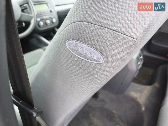 Синій Фольксваген Гольф, об'ємом двигуна 1.6 л та пробігом 173 тис. км за 5300 $, фото 40 на Automoto.ua