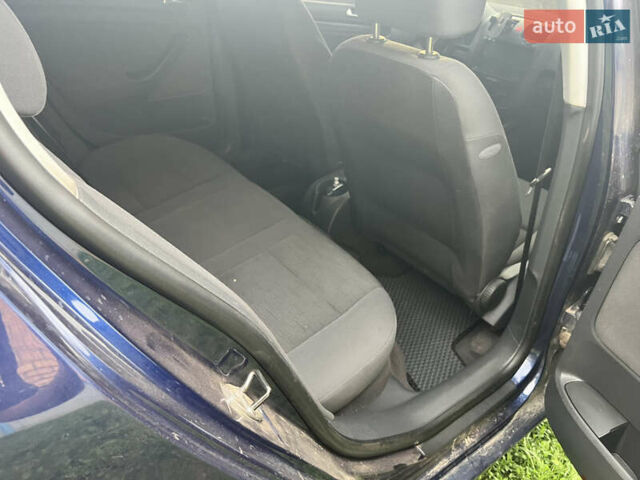 Синій Фольксваген Гольф, об'ємом двигуна 1.4 л та пробігом 235 тис. км за 5180 $, фото 10 на Automoto.ua