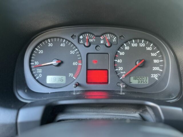 Синій Фольксваген Гольф, об'ємом двигуна 1.4 л та пробігом 180 тис. км за 4100 $, фото 4 на Automoto.ua