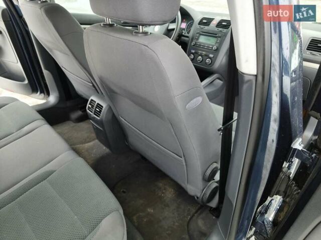 Синій Фольксваген Гольф, об'ємом двигуна 1.6 л та пробігом 173 тис. км за 5300 $, фото 27 на Automoto.ua