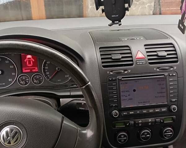 Синій Фольксваген Гольф, об'ємом двигуна 1.4 л та пробігом 223 тис. км за 5300 $, фото 6 на Automoto.ua