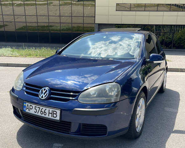 Синій Фольксваген Гольф, об'ємом двигуна 1.6 л та пробігом 219 тис. км за 6000 $, фото 1 на Automoto.ua