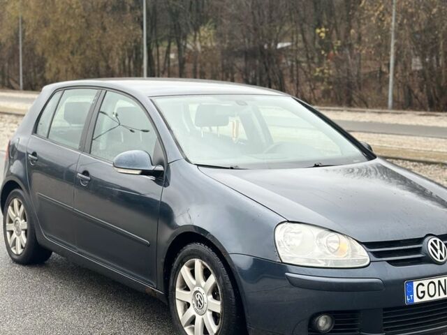 Синий Фольксваген Гольф, объемом двигателя 1.6 л и пробегом 300 тыс. км за 1999 $, фото 6 на Automoto.ua