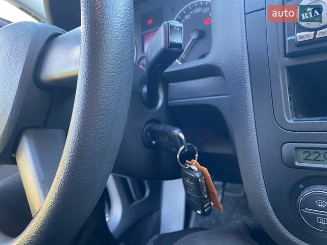 Синий Фольксваген Гольф, объемом двигателя 1.4 л и пробегом 175 тыс. км за 5299 $, фото 44 на Automoto.ua