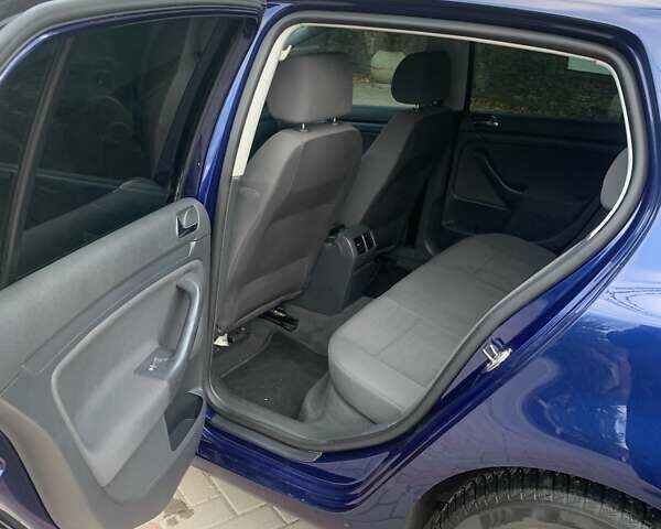 Фольксваген Гольф 2004 у Вінниці на Automoto.ua Синій Фольксваген Гольф, об'ємом двигуна 1.39 л та пробігом 205 тис. км за 5300 $, фото 6 на Automoto.ua