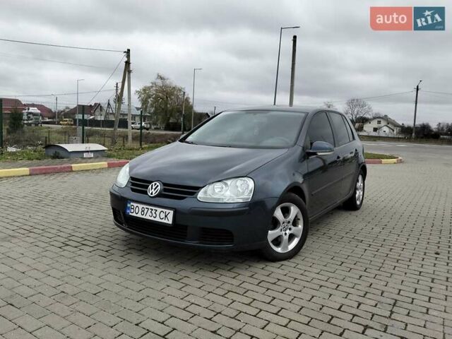 Синий Фольксваген Гольф, объемом двигателя 1.39 л и пробегом 217 тыс. км за 4500 $, фото 1 на Automoto.ua