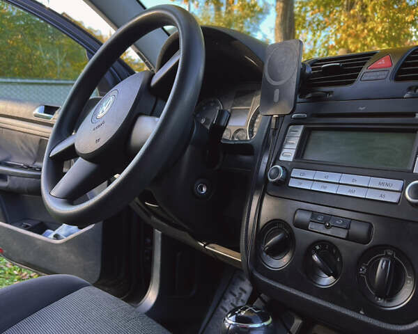 Фольксваген Гольф 2004 в Шаргороде на Automoto.ua Синий Фольксваген Гольф, объемом двигателя 1.6 л и пробегом 261 тыс. км за 5200 $, фото 7 на Automoto.ua