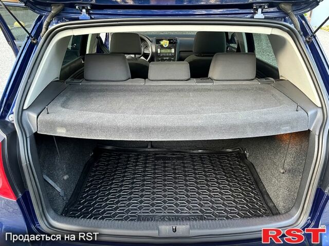 Синій Фольксваген Гольф, об'ємом двигуна 1.4 л та пробігом 270 тис. км за 4400 $, фото 8 на Automoto.ua