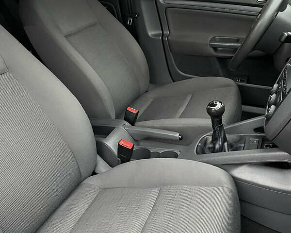 Синій Фольксваген Гольф, об'ємом двигуна 1.4 л та пробігом 161 тис. км за 3500 $, фото 36 на Automoto.ua