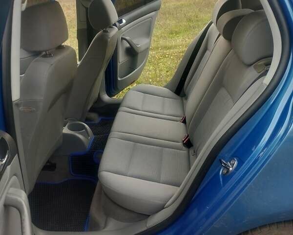 Синий Фольксваген Гольф, объемом двигателя 1.9 л и пробегом 314 тыс. км за 5150 $, фото 24 на Automoto.ua