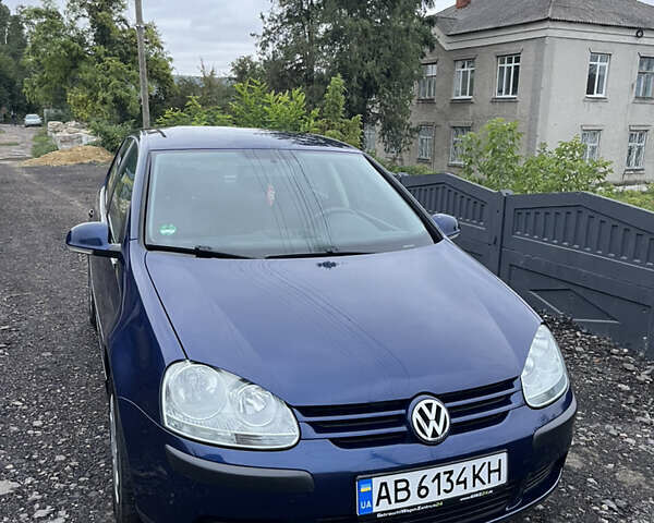 Синий Фольксваген Гольф, объемом двигателя 1.4 л и пробегом 130 тыс. км за 5000 $, фото 2 на Automoto.ua