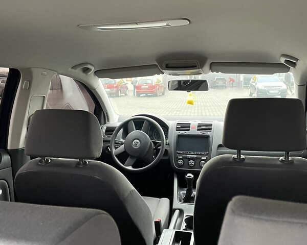 Синій Фольксваген Гольф, об'ємом двигуна 1.4 л та пробігом 161 тис. км за 3500 $, фото 25 на Automoto.ua