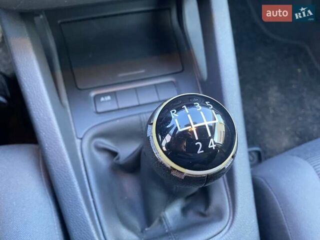Синий Фольксваген Гольф, объемом двигателя 1.4 л и пробегом 175 тыс. км за 5299 $, фото 39 на Automoto.ua