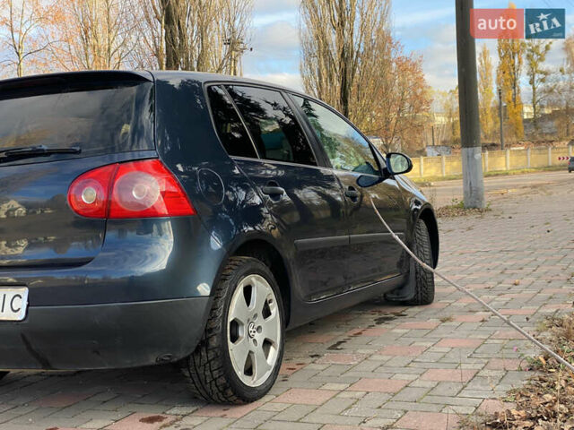 Синий Фольксваген Гольф, объемом двигателя 1.6 л и пробегом 386 тыс. км за 4700 $, фото 4 на Automoto.ua
