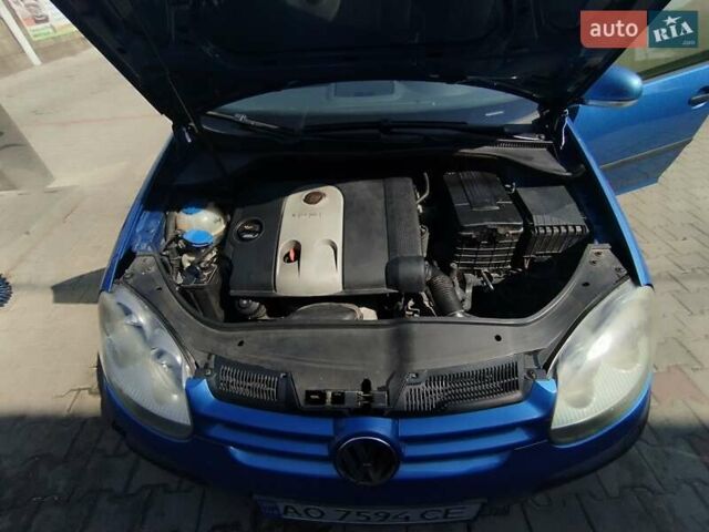 Синий Фольксваген Гольф, объемом двигателя 1.6 л и пробегом 253 тыс. км за 4900 $, фото 6 на Automoto.ua