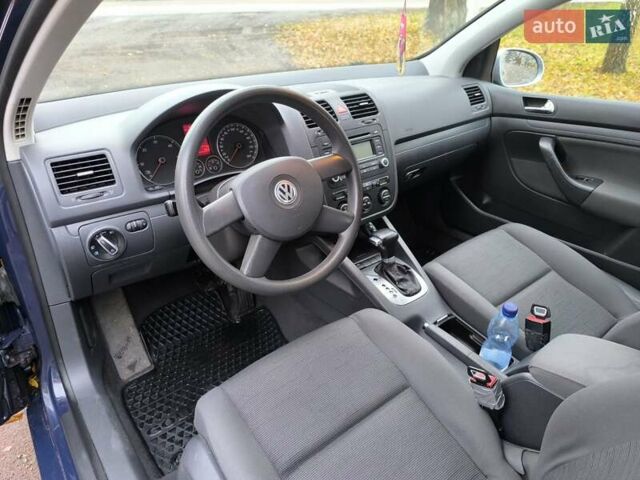 Синий Фольксваген Гольф, объемом двигателя 1.9 л и пробегом 298 тыс. км за 5700 $, фото 12 на Automoto.ua