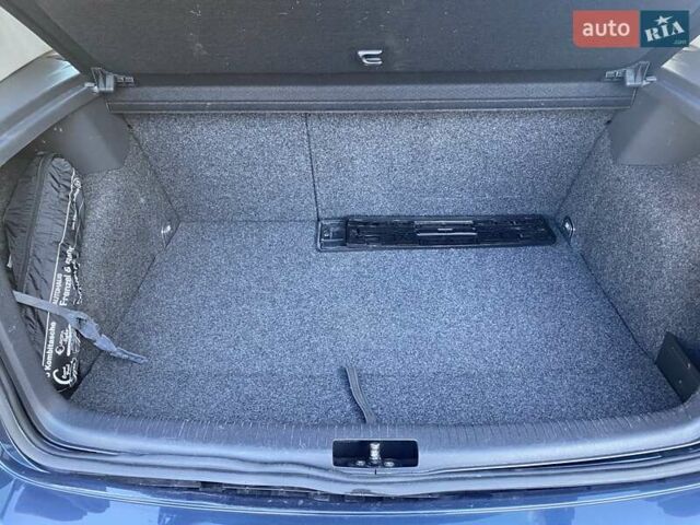 Синий Фольксваген Гольф, объемом двигателя 1.4 л и пробегом 175 тыс. км за 5299 $, фото 27 на Automoto.ua