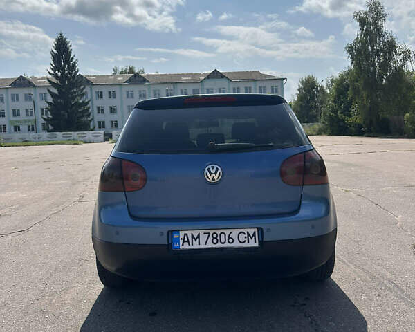 Синий Фольксваген Гольф, объемом двигателя 1.9 л и пробегом 285 тыс. км за 5500 $, фото 4 на Automoto.ua