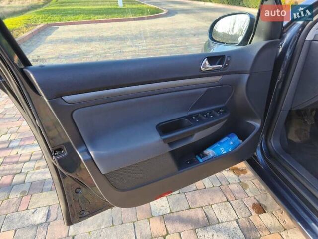 Синий Фольксваген Гольф, объемом двигателя 1.6 л и пробегом 174 тыс. км за 5500 $, фото 18 на Automoto.ua