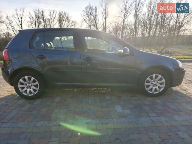 Синий Фольксваген Гольф, объемом двигателя 1.6 л и пробегом 174 тыс. км за 5500 $, фото 6 на Automoto.ua