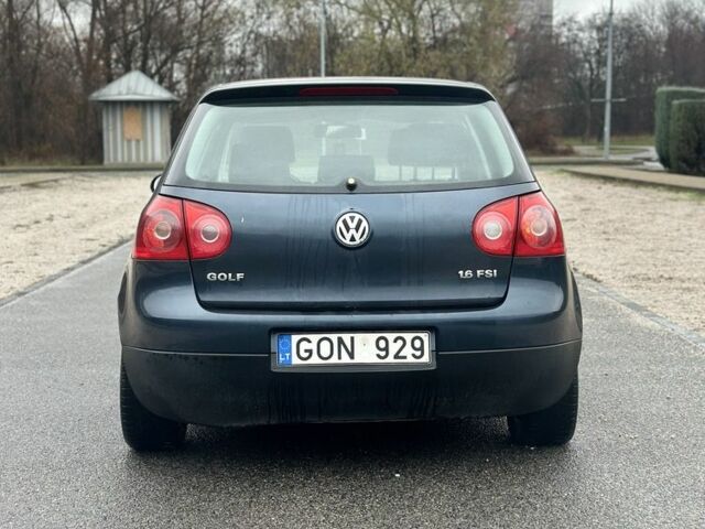 Синий Фольксваген Гольф, объемом двигателя 1.6 л и пробегом 300 тыс. км за 1999 $, фото 3 на Automoto.ua