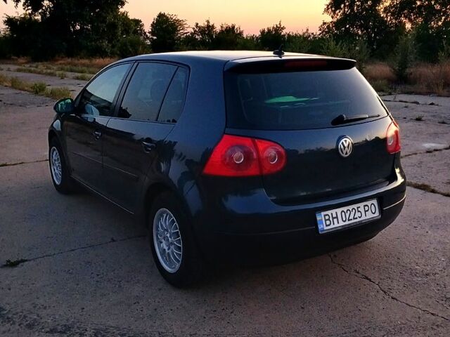 Синий Фольксваген Гольф, объемом двигателя 1.6 л и пробегом 230 тыс. км за 5300 $, фото 5 на Automoto.ua