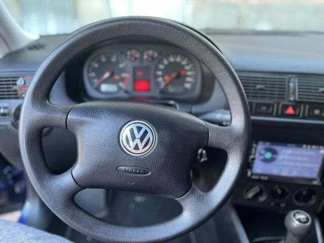 Синій Фольксваген Гольф, об'ємом двигуна 1.4 л та пробігом 180 тис. км за 4100 $, фото 2 на Automoto.ua