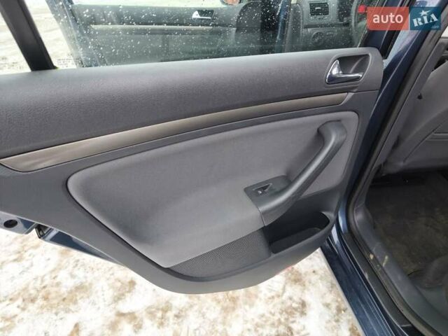 Синій Фольксваген Гольф, об'ємом двигуна 1.6 л та пробігом 173 тис. км за 5300 $, фото 22 на Automoto.ua