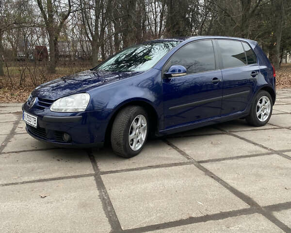 Синий Фольксваген Гольф, объемом двигателя 1.6 л и пробегом 230 тыс. км за 5300 $, фото 4 на Automoto.ua