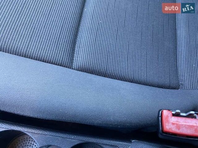 Синий Фольксваген Гольф, объемом двигателя 1.4 л и пробегом 175 тыс. км за 5299 $, фото 43 на Automoto.ua