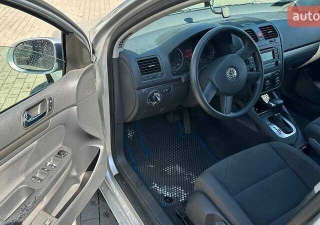 Синий Фольксваген Гольф, объемом двигателя 1.98 л и пробегом 145 тыс. км за 6500 $, фото 6 на Automoto.ua