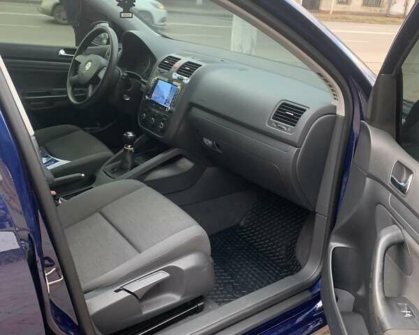 Фольксваген Гольф 2004 у Вінниці на Automoto.ua Синій Фольксваген Гольф, об'ємом двигуна 1.39 л та пробігом 205 тис. км за 5300 $, фото 9 на Automoto.ua