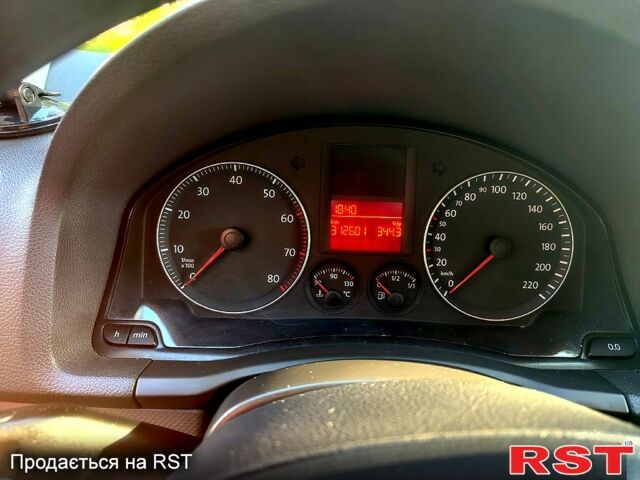 Синий Фольксваген Гольф, объемом двигателя 1.4 л и пробегом 312 тыс. км за 4800 $, фото 9 на Automoto.ua