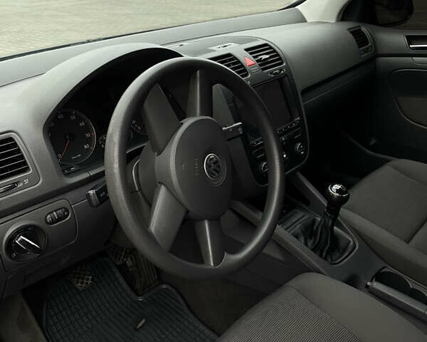 Синій Фольксваген Гольф, об'ємом двигуна 1.4 л та пробігом 161 тис. км за 3500 $, фото 39 на Automoto.ua