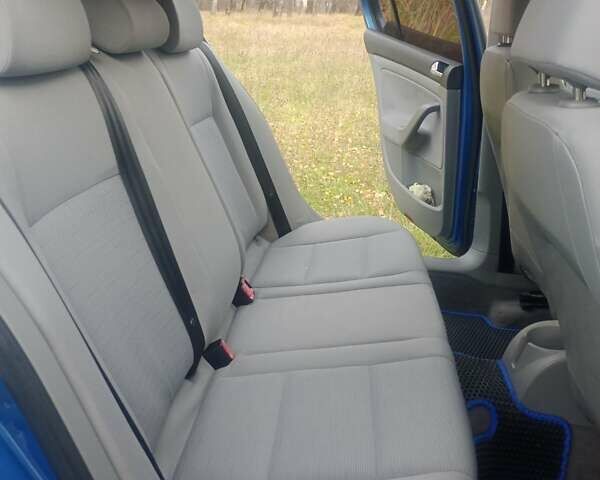 Синий Фольксваген Гольф, объемом двигателя 1.9 л и пробегом 314 тыс. км за 5150 $, фото 33 на Automoto.ua