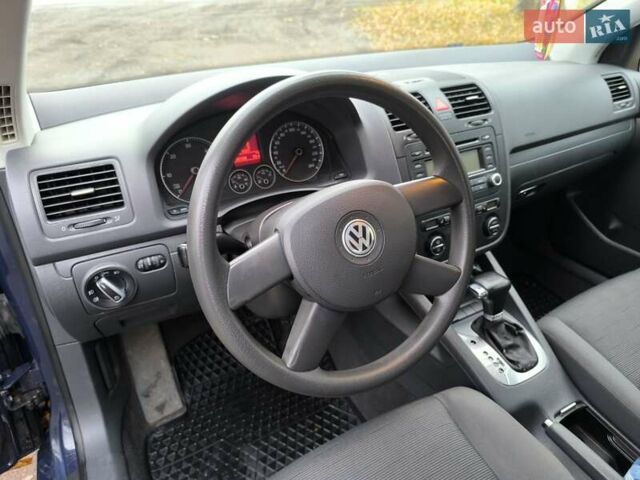 Синий Фольксваген Гольф, объемом двигателя 1.9 л и пробегом 298 тыс. км за 5700 $, фото 11 на Automoto.ua