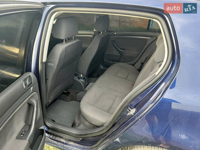 Синій Фольксваген Гольф, об'ємом двигуна 1.4 л та пробігом 235 тис. км за 5180 $, фото 8 на Automoto.ua