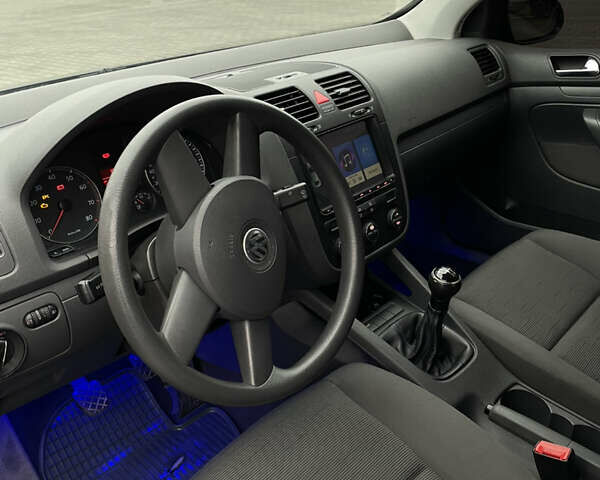 Синій Фольксваген Гольф, об'ємом двигуна 1.4 л та пробігом 161 тис. км за 3500 $, фото 42 на Automoto.ua