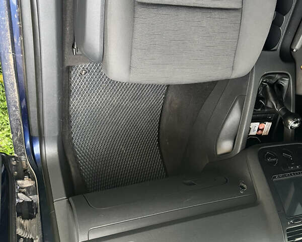 Синій Фольксваген Гольф, об'ємом двигуна 1.4 л та пробігом 235 тис. км за 5180 $, фото 12 на Automoto.ua