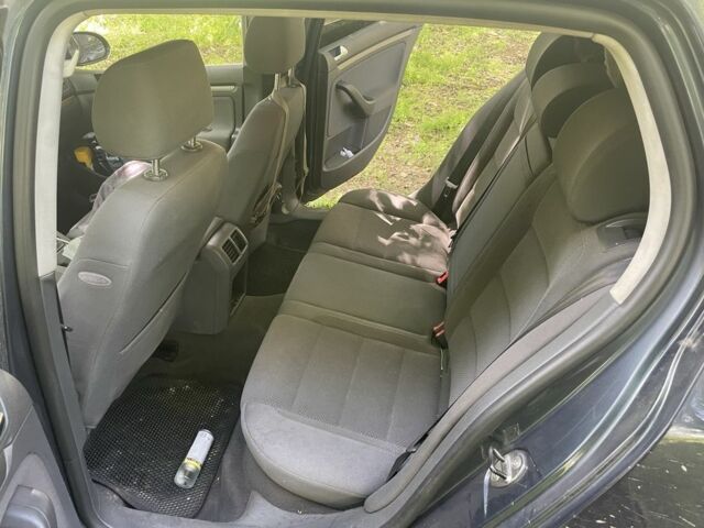 Синий Фольксваген Гольф, объемом двигателя 2 л и пробегом 360 тыс. км за 4500 $, фото 4 на Automoto.ua