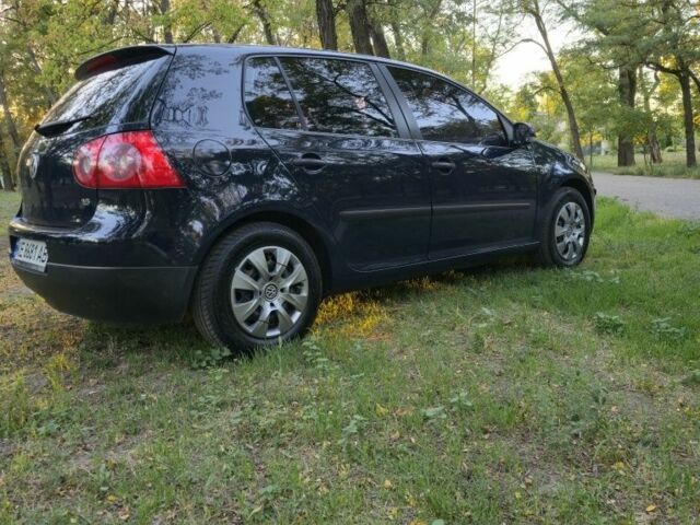 Синий Фольксваген Гольф, объемом двигателя 1.6 л и пробегом 250 тыс. км за 5700 $, фото 3 на Automoto.ua