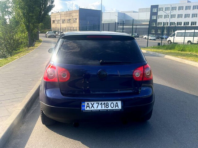 Фольксваген Гольф 2004 в Василькове на Automoto.ua Синий Фольксваген Гольф, объемом двигателя 1.6 л и пробегом 206 тыс. км за 4299 $, фото 2 на Automoto.ua