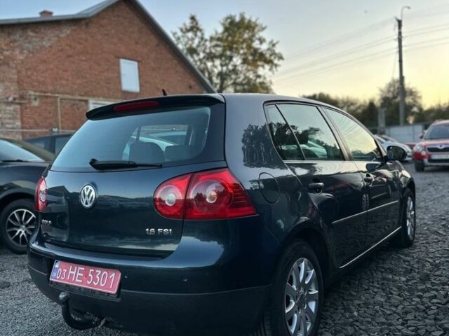 Синий Фольксваген Гольф, объемом двигателя 1.6 л и пробегом 259 тыс. км за 5700 $, фото 1 на Automoto.ua