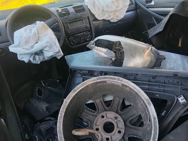 Синій Фольксваген Гольф, об'ємом двигуна 1.9 л та пробігом 100 тис. км за 900 $, фото 2 на Automoto.ua
