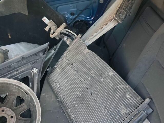 Синій Фольксваген Гольф, об'ємом двигуна 1.9 л та пробігом 100 тис. км за 900 $, фото 4 на Automoto.ua