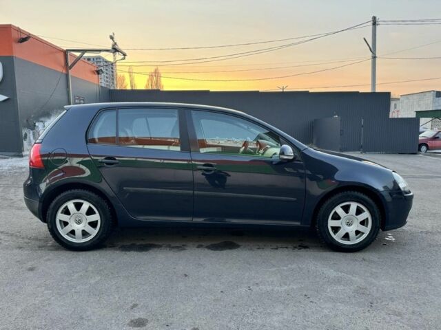 Синий Фольксваген Гольф, объемом двигателя 1.4 л и пробегом 256 тыс. км за 4650 $, фото 6 на Automoto.ua