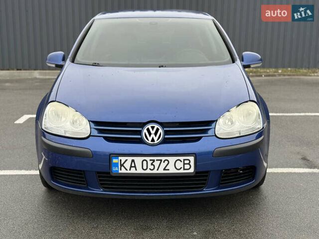 Синий Фольксваген Гольф, объемом двигателя 1.6 л и пробегом 322 тыс. км за 4650 $, фото 1 на Automoto.ua