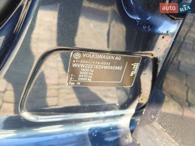 Синий Фольксваген Гольф, объемом двигателя 1.6 л и пробегом 174 тыс. км за 5500 $, фото 16 на Automoto.ua