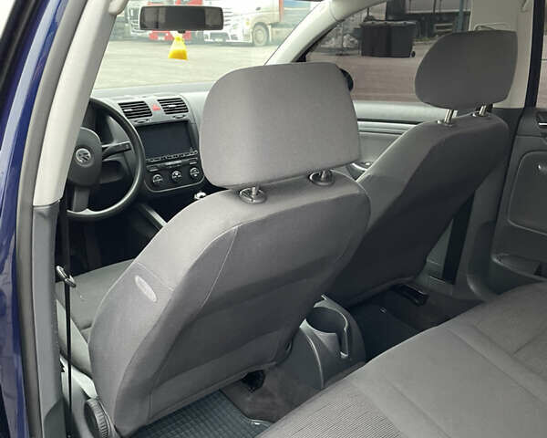 Синій Фольксваген Гольф, об'ємом двигуна 1.4 л та пробігом 161 тис. км за 3500 $, фото 27 на Automoto.ua